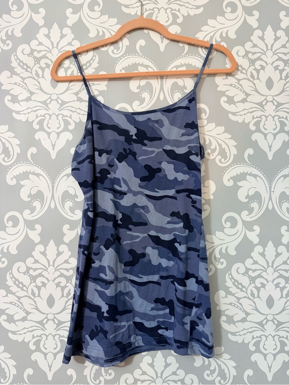 π«10/$25 β’ George Blue Camouflage Cami Tank Top